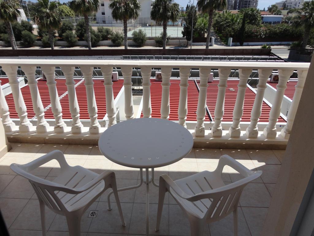 Athena Villa Ayía Nápa Extérieur photo
