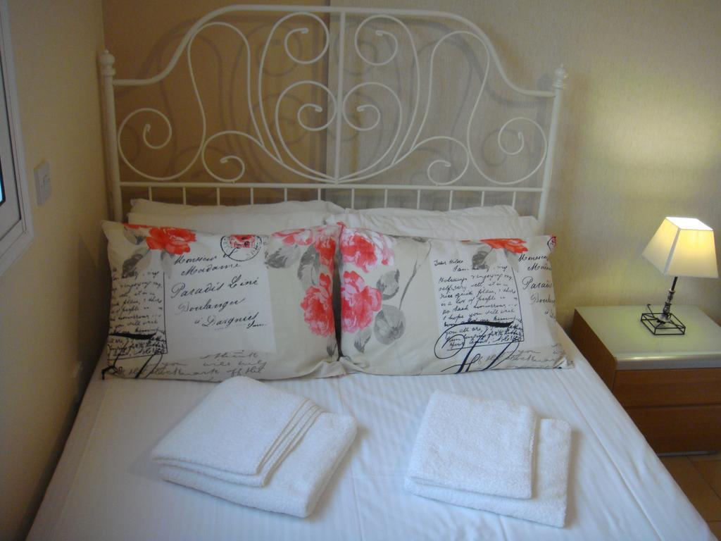 Athena Villa Ayía Nápa Extérieur photo