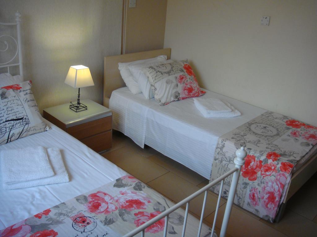 Athena Villa Ayía Nápa Extérieur photo