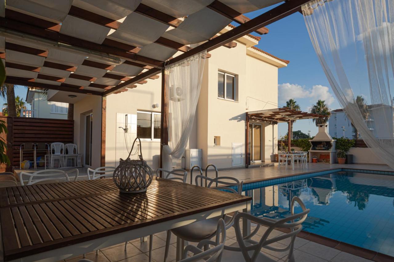 Athena Villa Ayía Nápa Extérieur photo