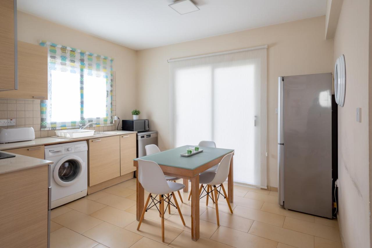 Athena Villa Ayía Nápa Extérieur photo